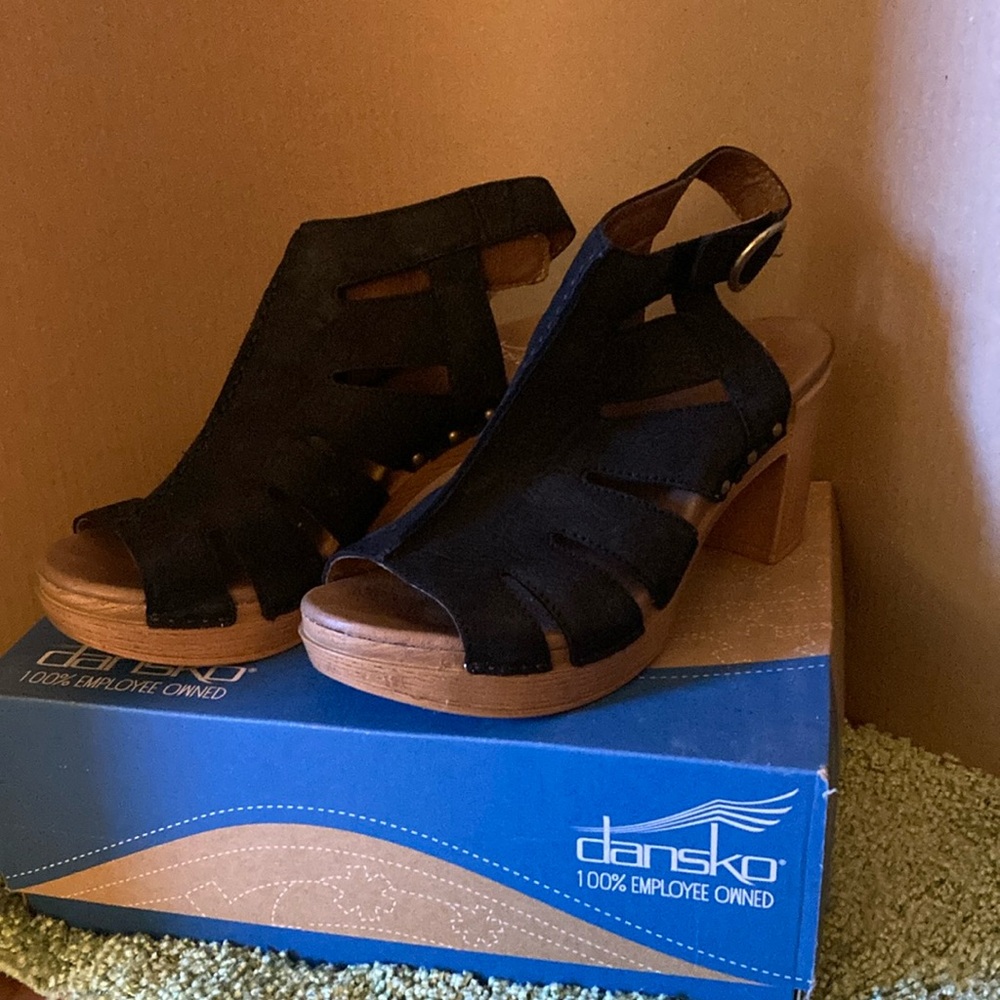 Cute Dansko sandals